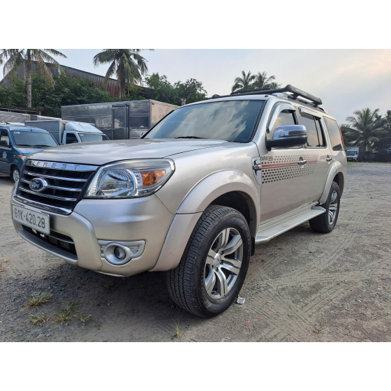 7 chổ máy dầu FORD EVEREST 2012 