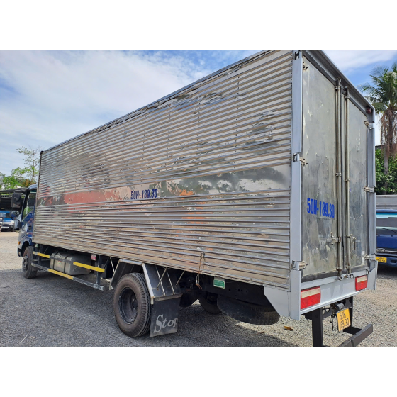 VEAM đời 2022  Tải 1.8 tấn thùng kín 6m