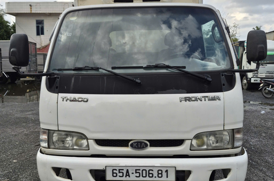 KIA K165 Đông Lạnh đời 2015 tải 2 tấn