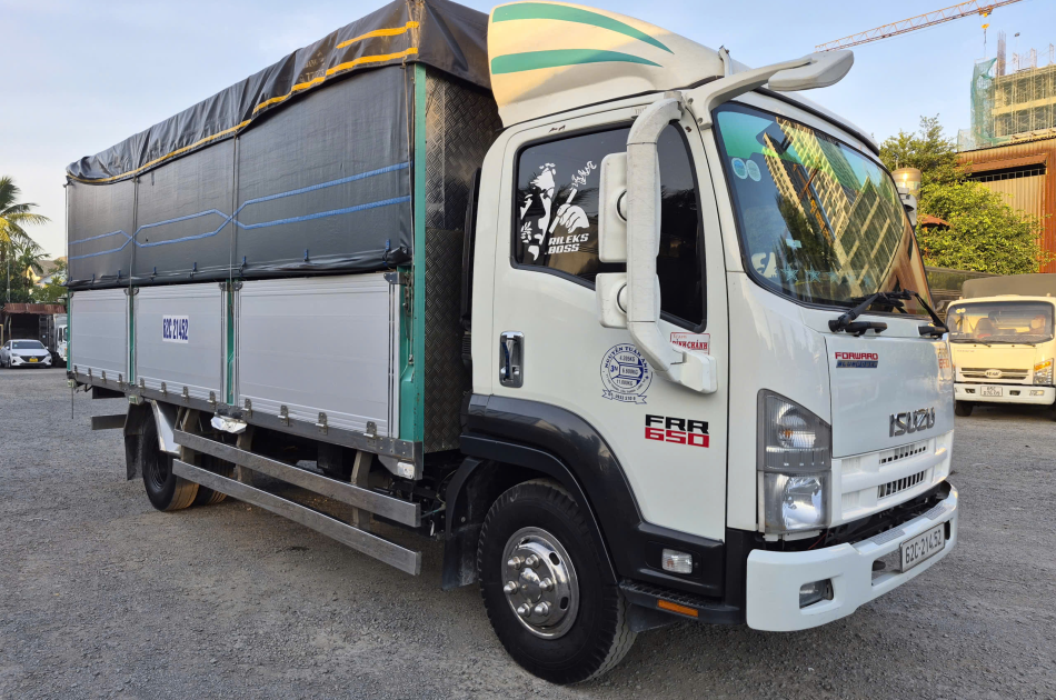 ISUZU FRR650 đời 2024 Tải 6 tấn
