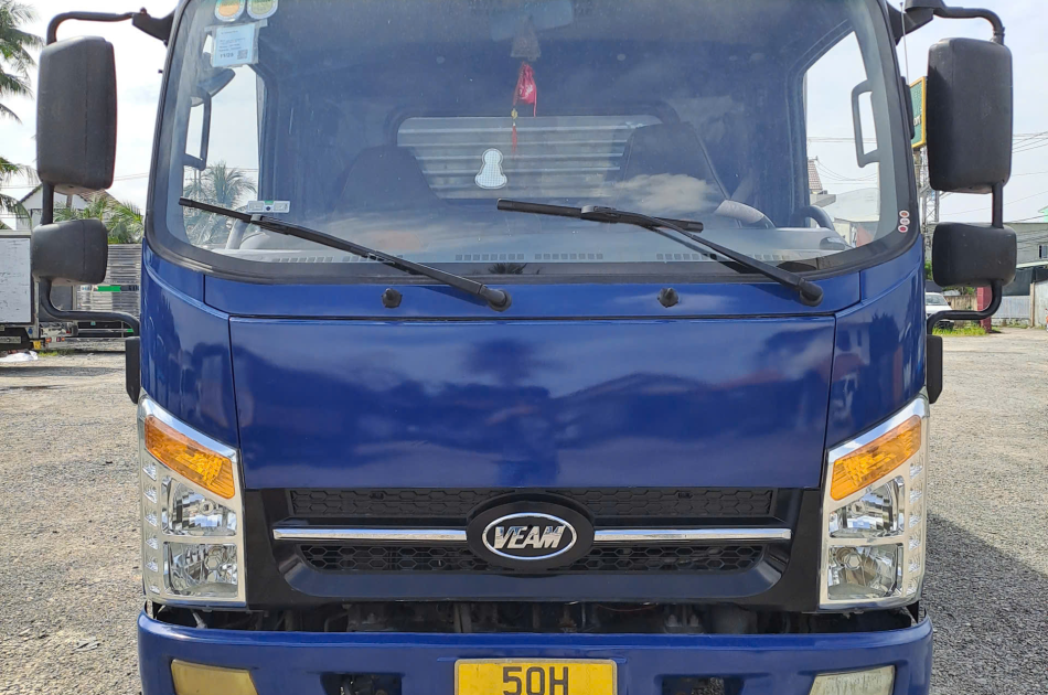 VEAM đời 2022  Tải 1.8 tấn thùng kín 6m
